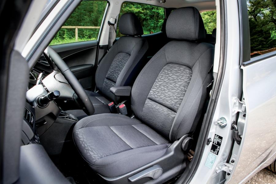  Hyundai ix20 2015 года  (фото 13 из 15)